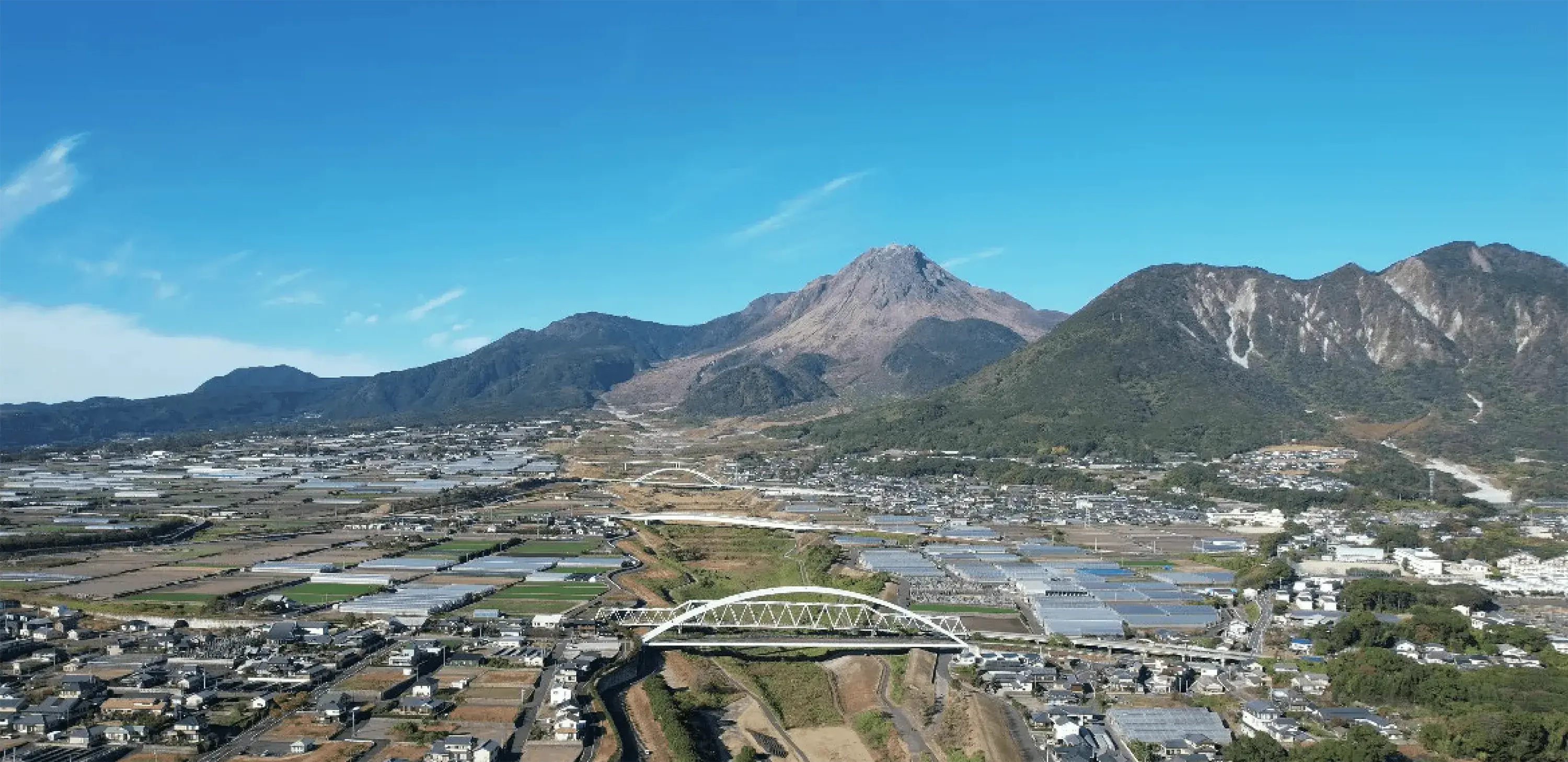 活きた火山と共に、生きるまち。